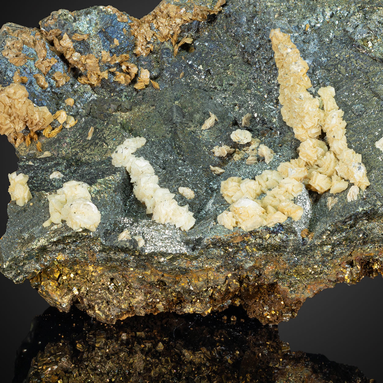 Bournonite Chalcopyrite & Quartz