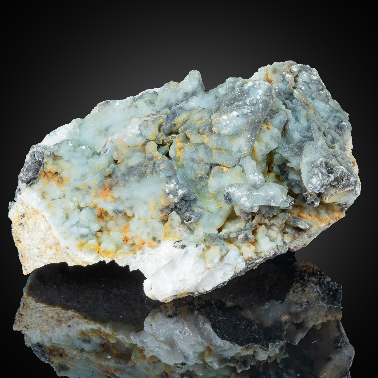 Plumbogummite