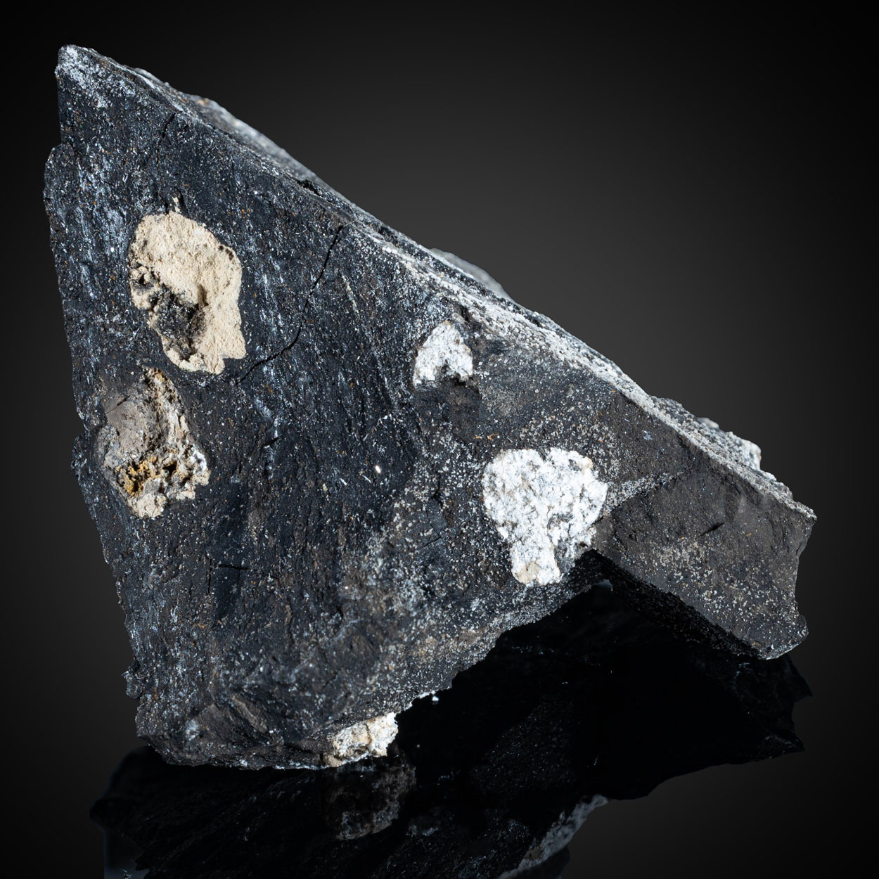 Kochsándorite & Böhmite