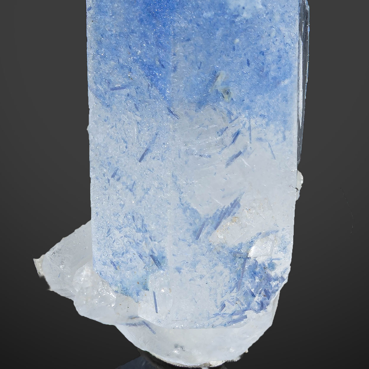 Dumortierite & Quartz