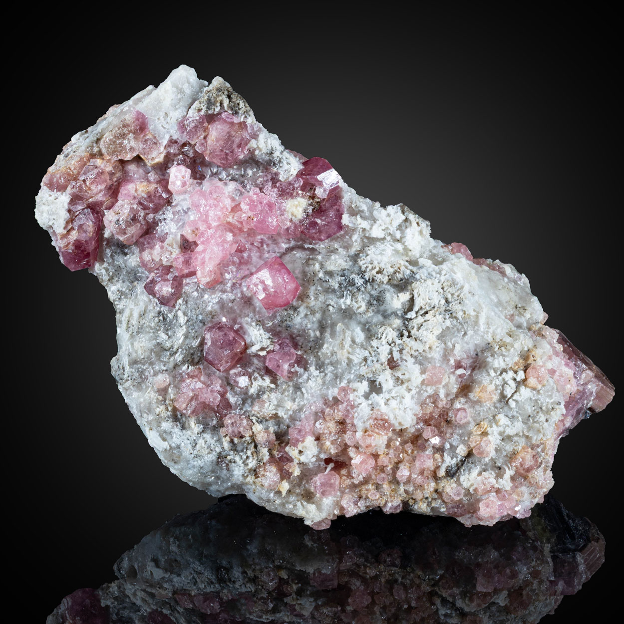 Grossular Var Rosolite