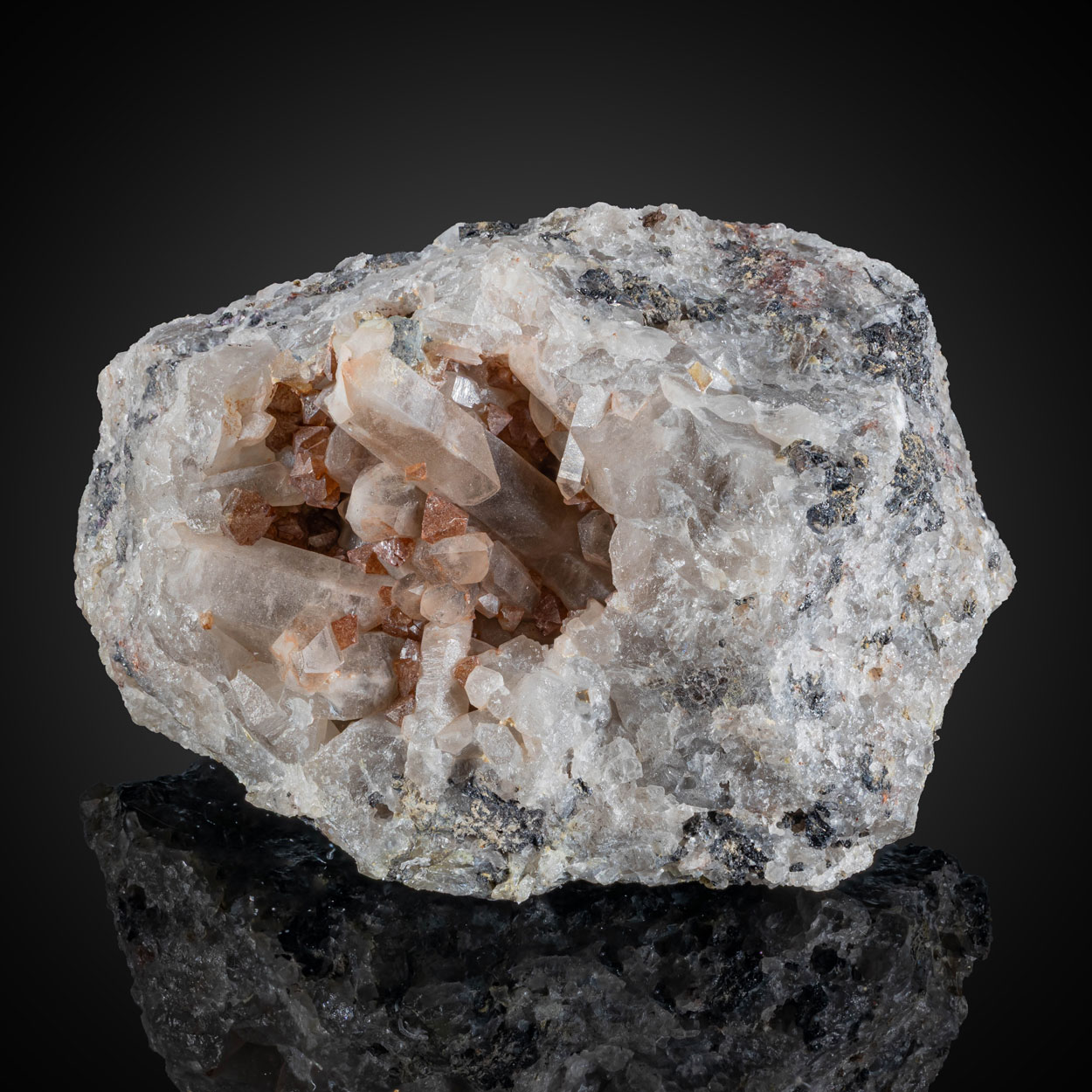 Scheelite On Quartz