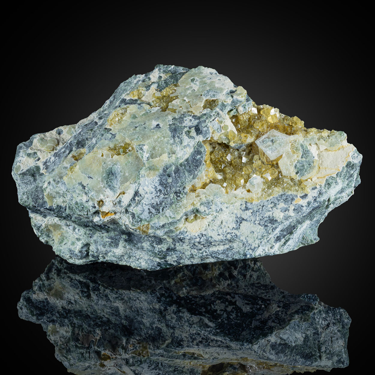 Topazolite