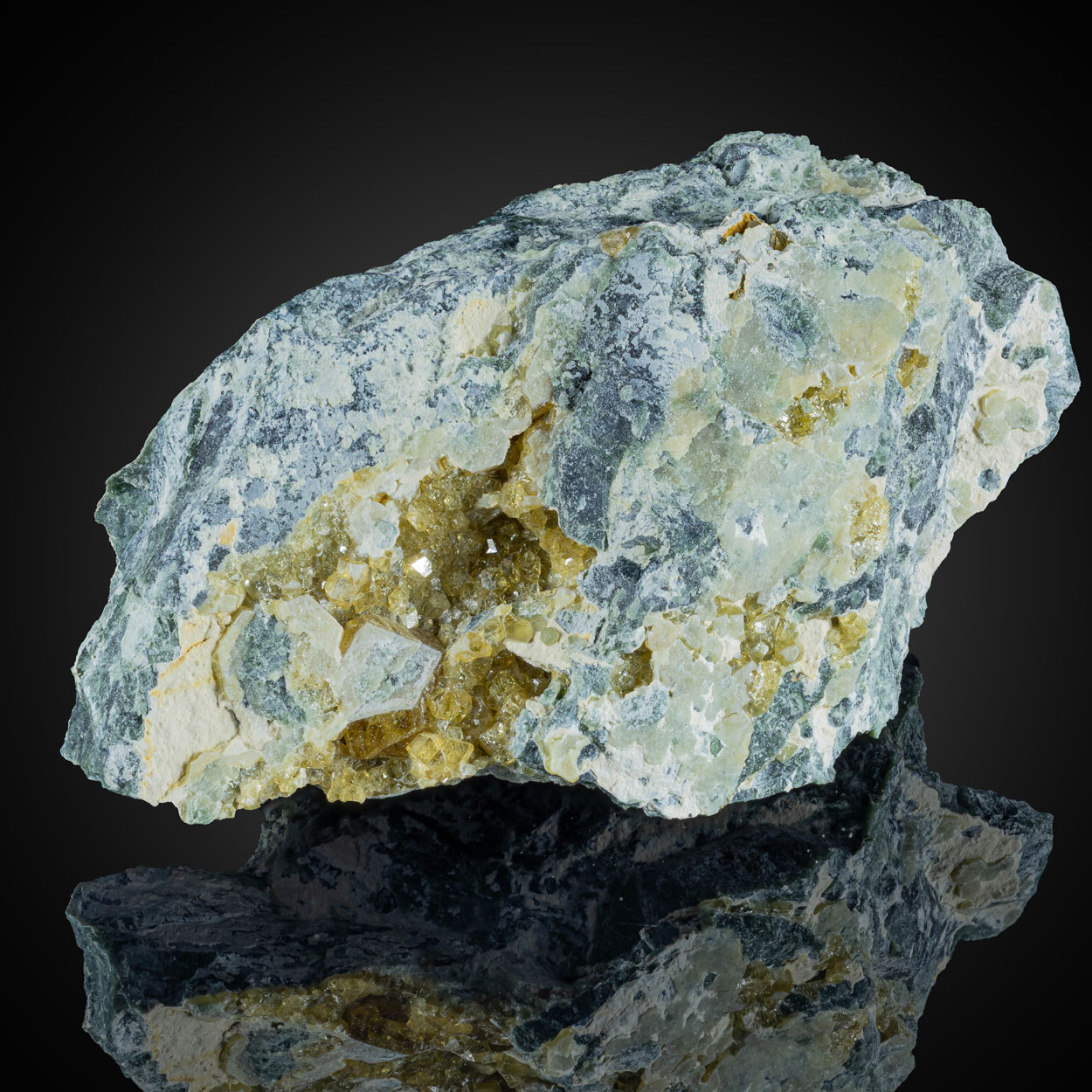 Topazolite