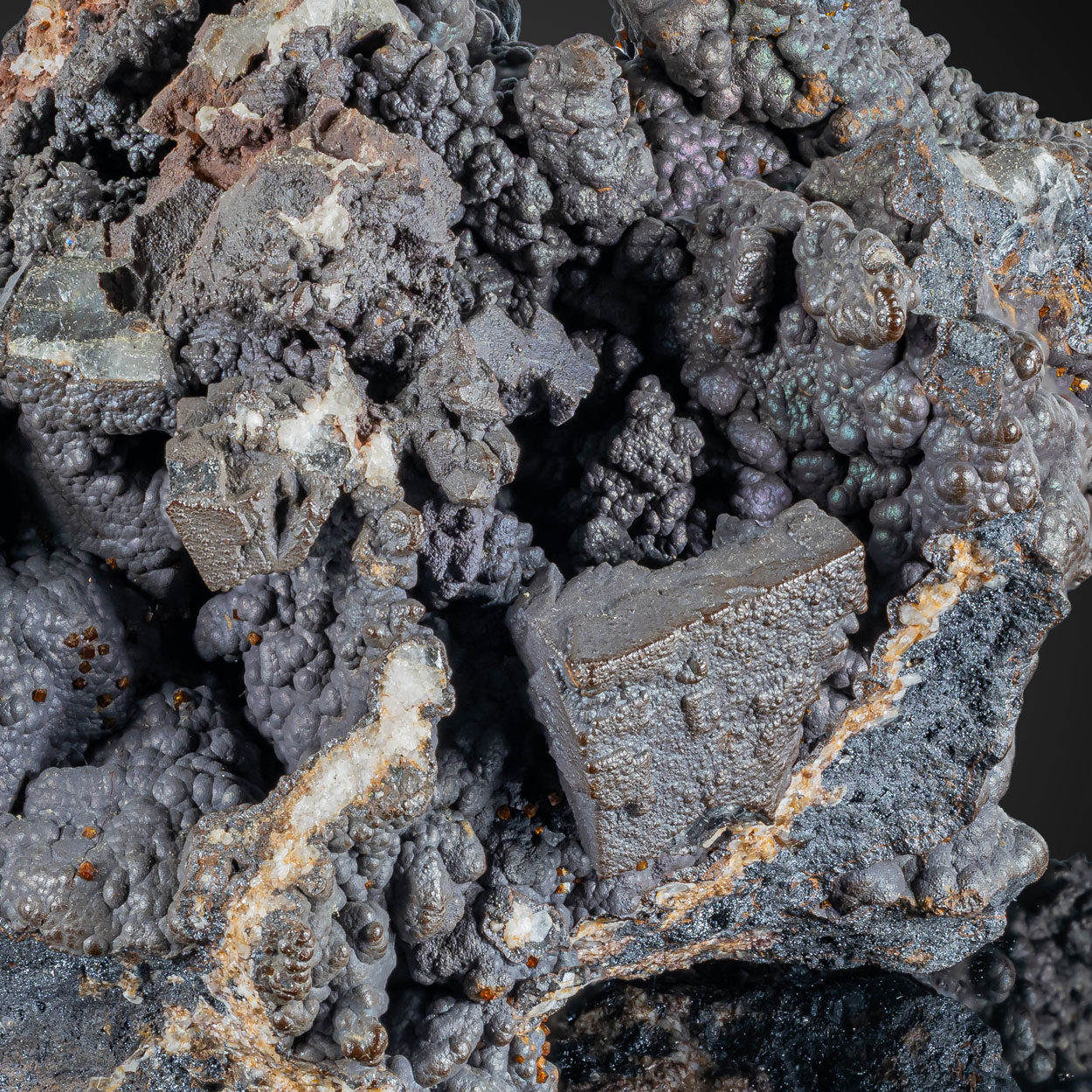 Bariopharmacosiderite & Fluorite