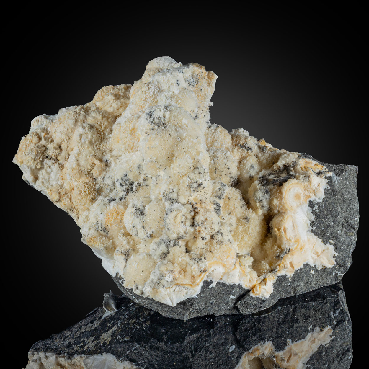 Tobermorite & Tacharanite