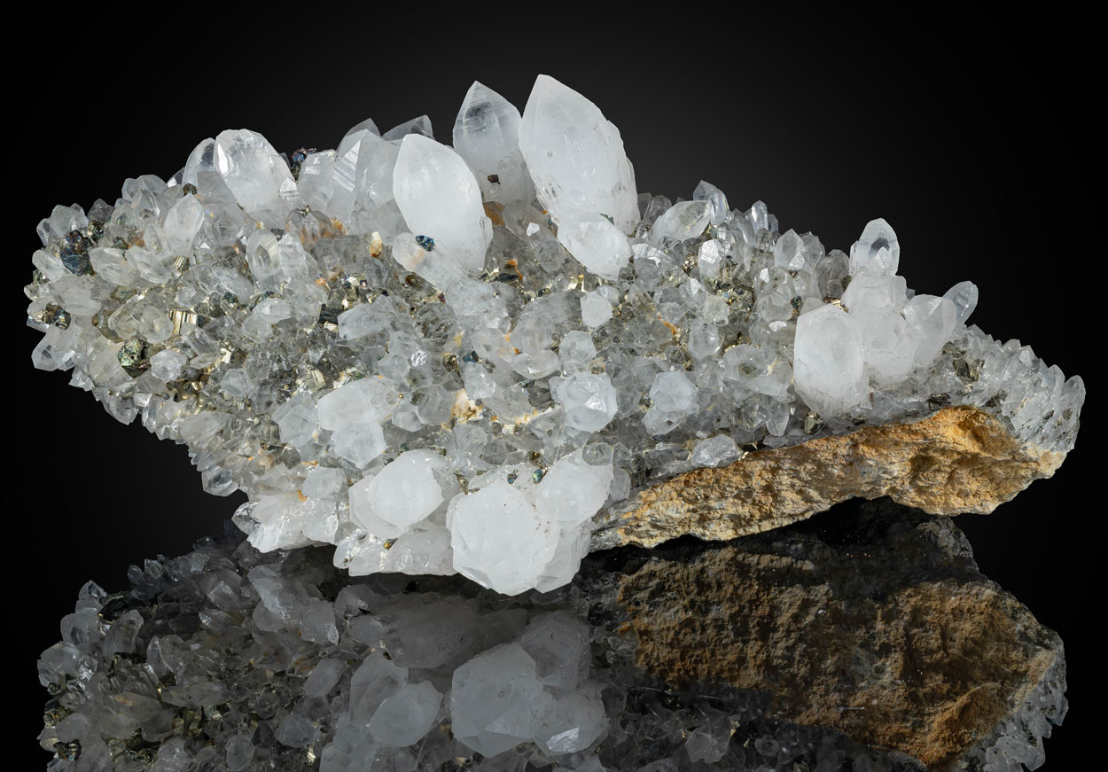 Bournonite Chalcopyrite On Quartz