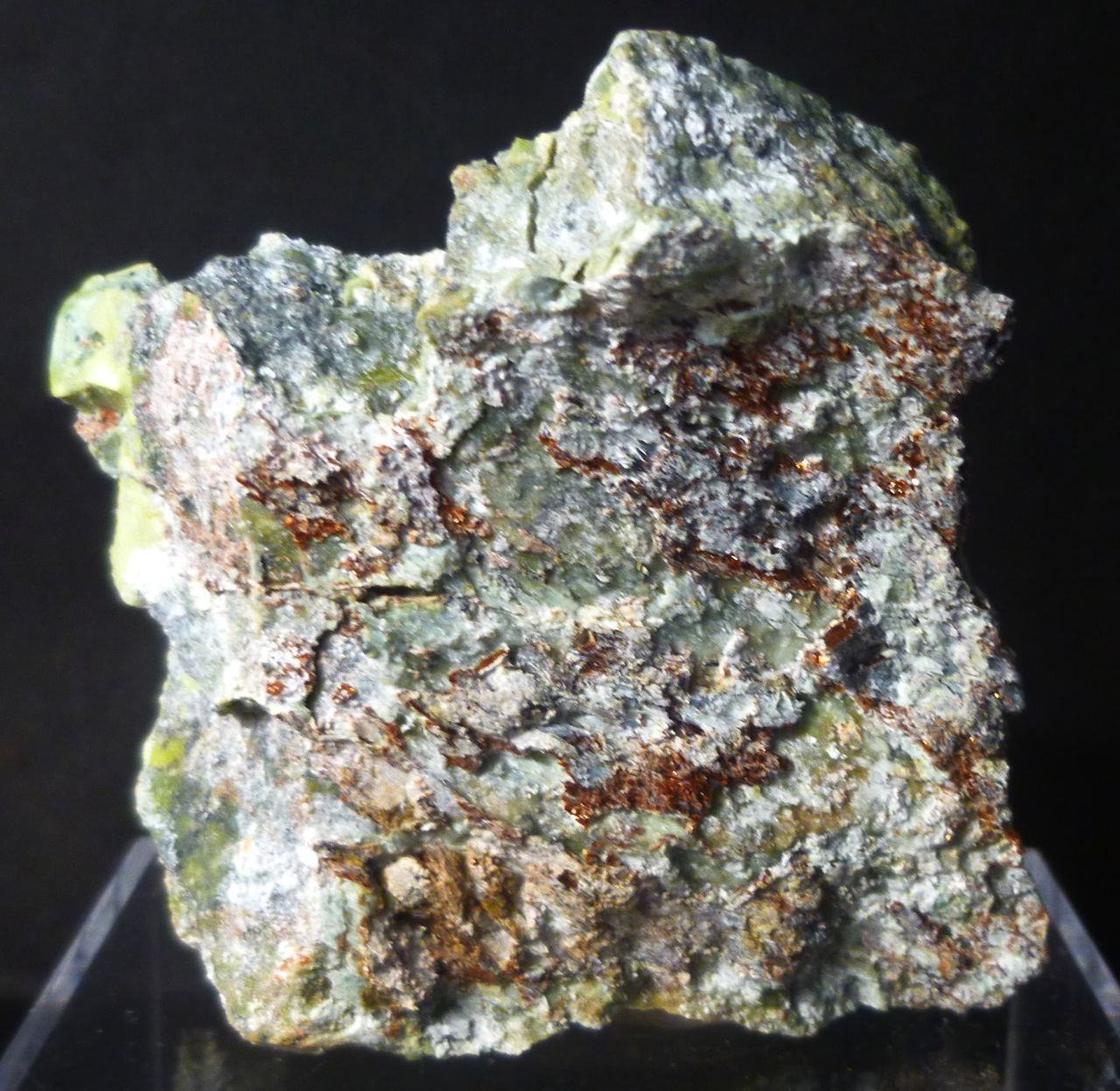 Pyroaurite & Serpentine