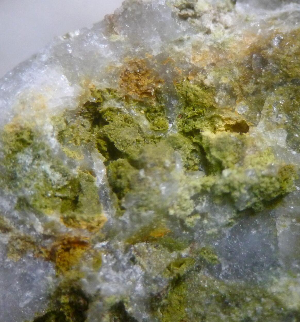 Chenevixite