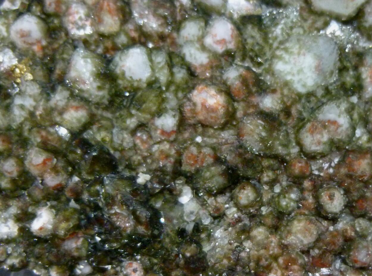 Quartz & Chalcopyrite