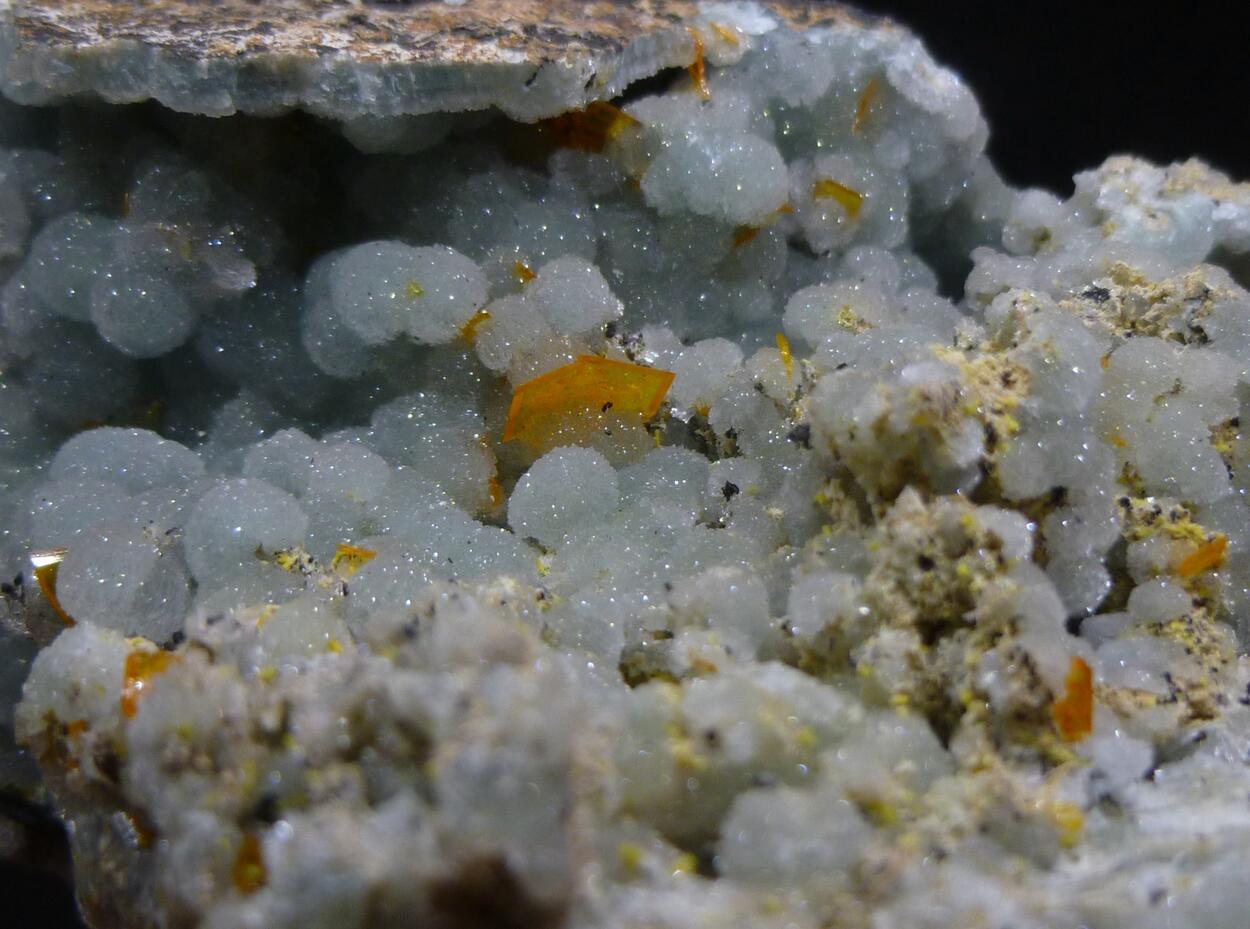 Wulfenite Hemimorphite & Mimetite
