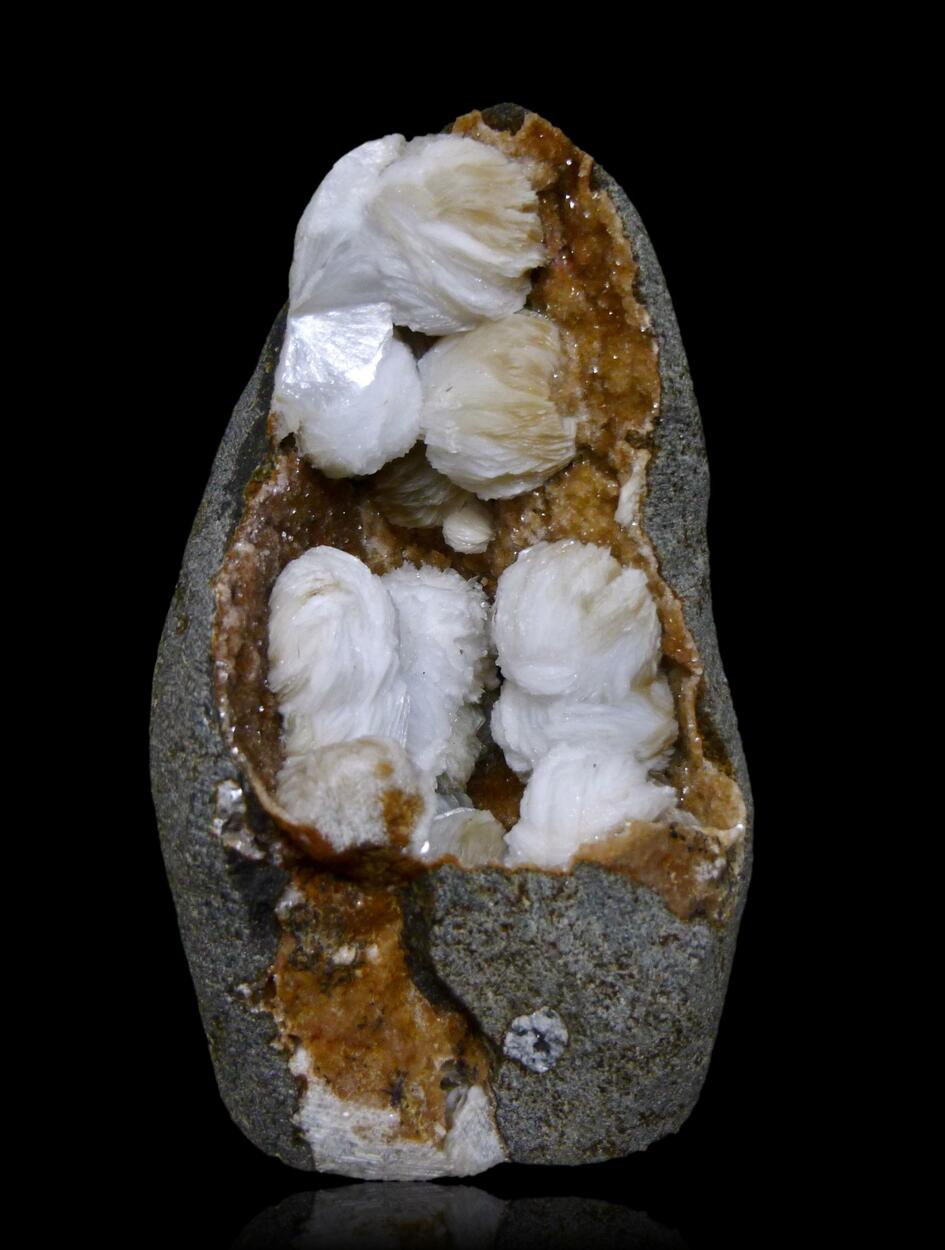 Gyrolite