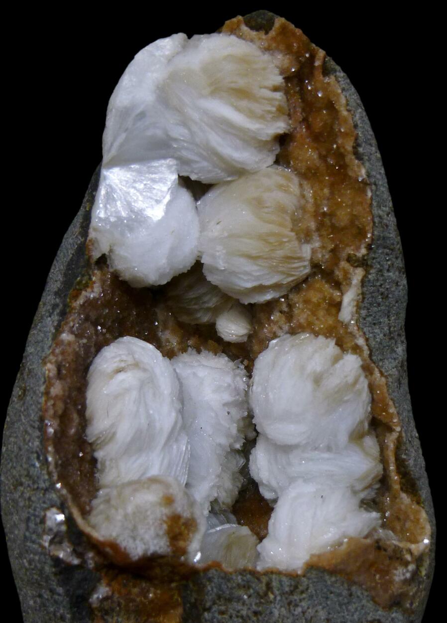 Gyrolite