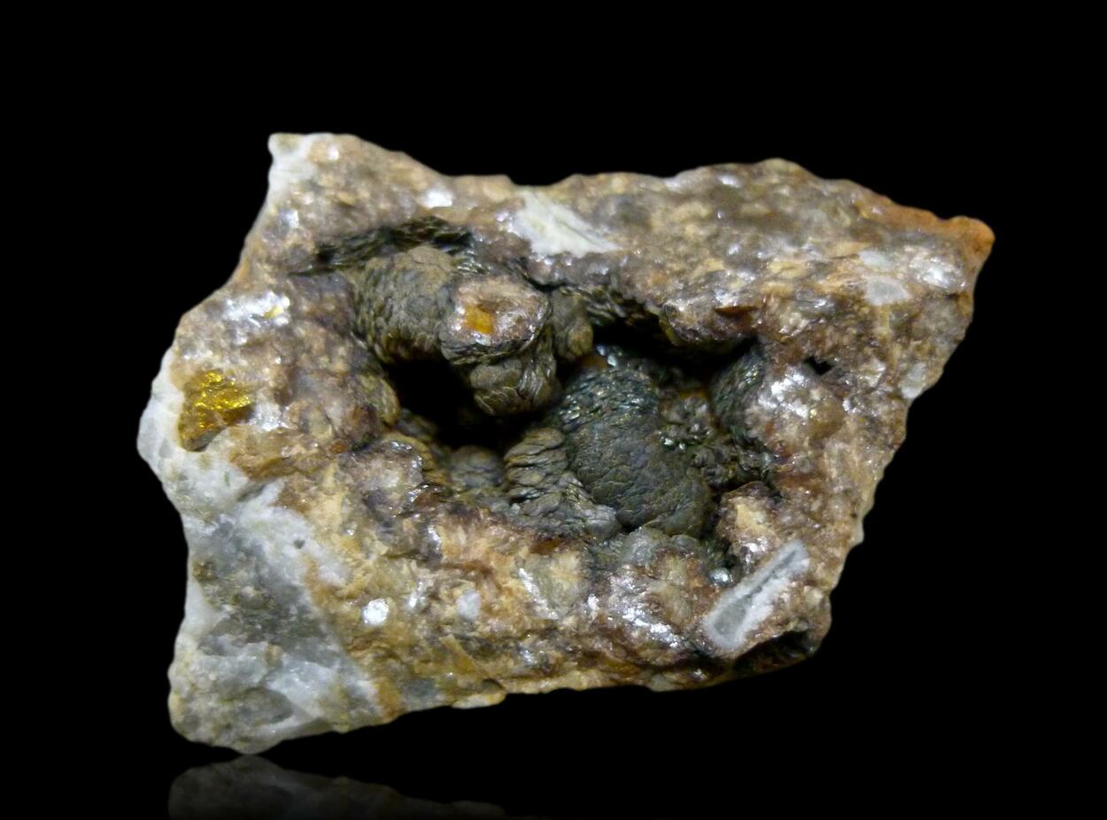 Siderite & Chalcopyrite