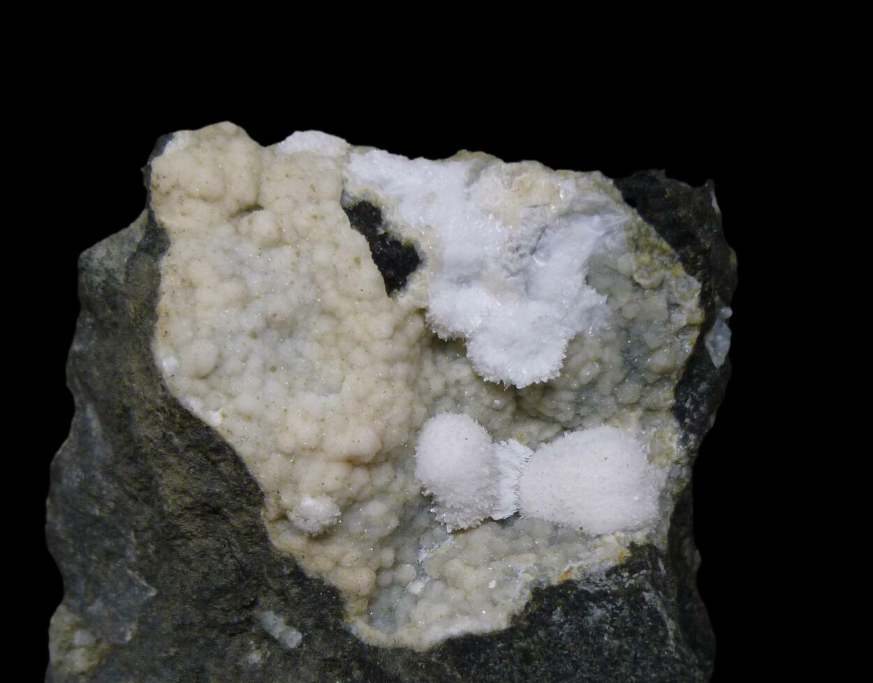 Thomsonite-Ca & Chabazite-Ca