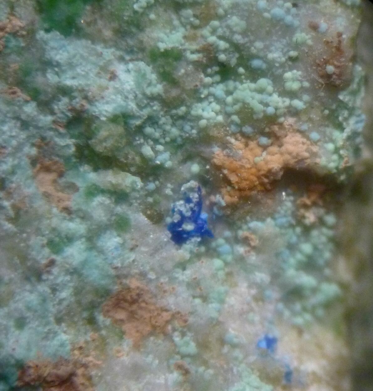 Apachite Gilalite Ruizite Kinoite & Apophyllite