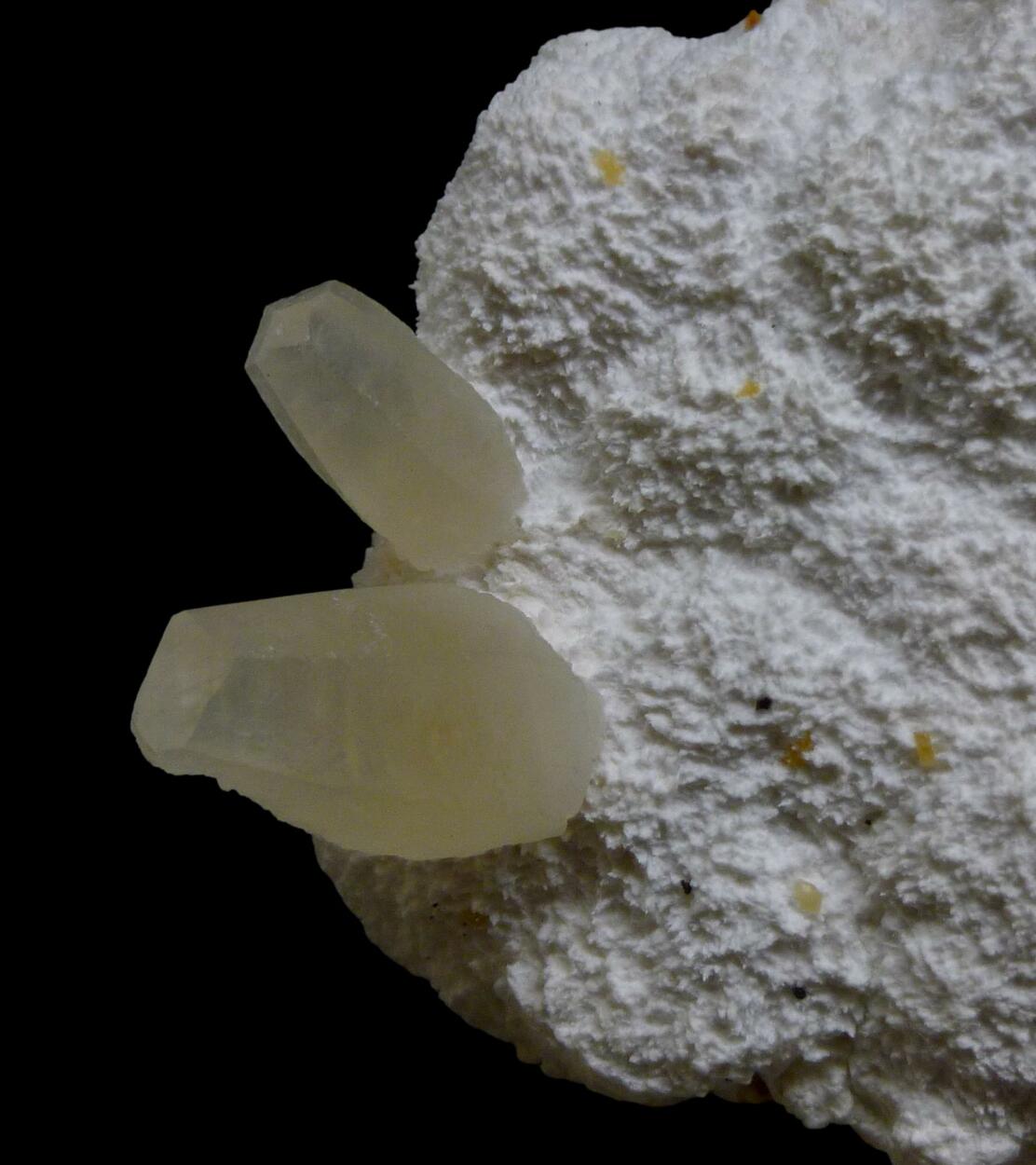 Mordenite Calcite & Heulandite