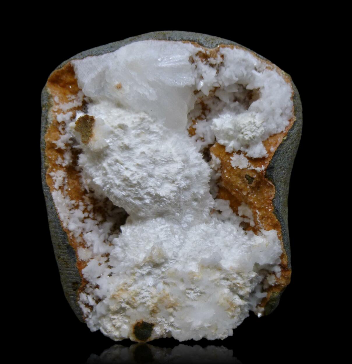 Okenite & Heulandite