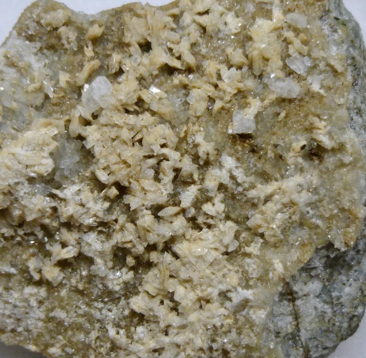 Epistilbite Heulandite & Quartz