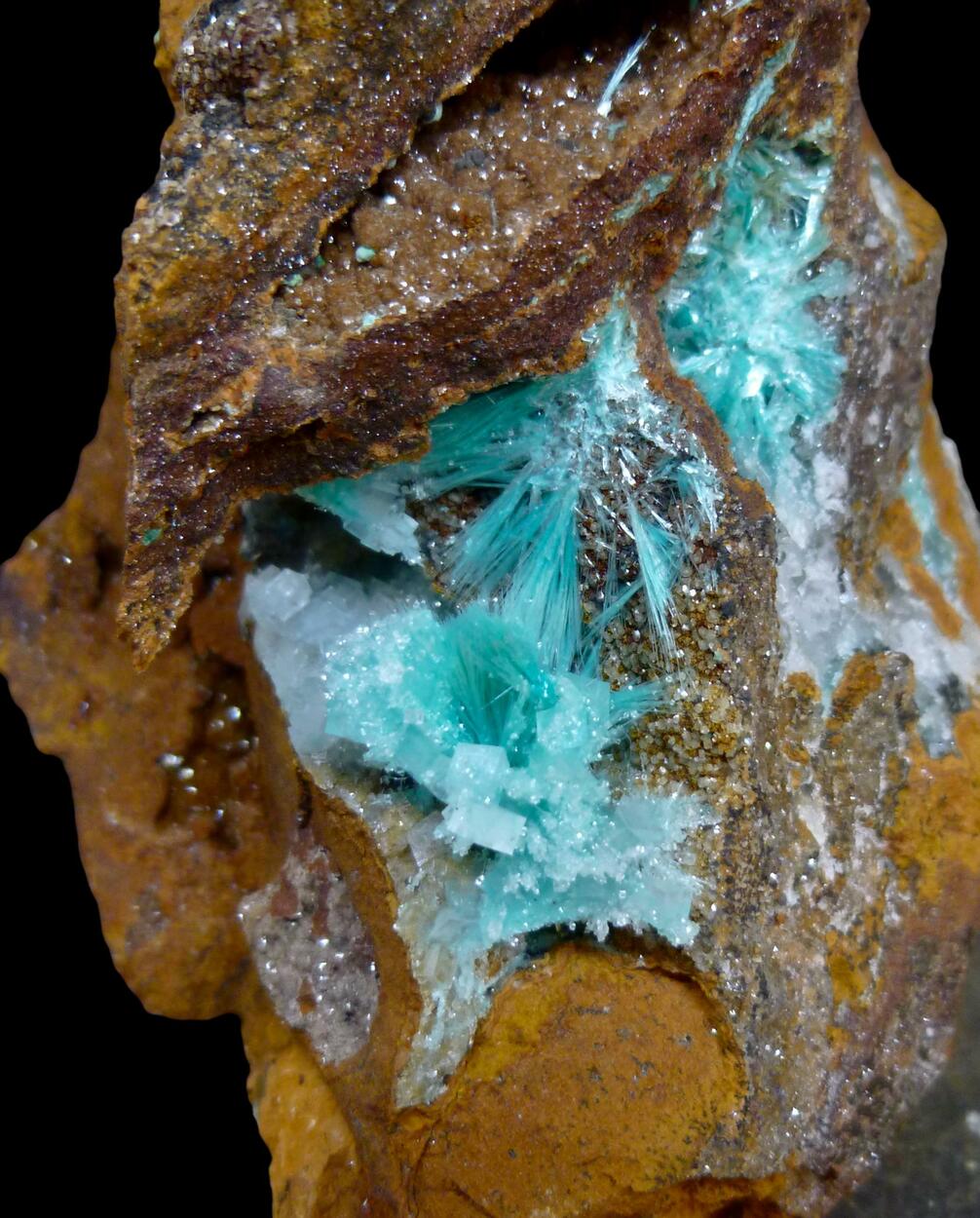 Aurichalcite & Calcite