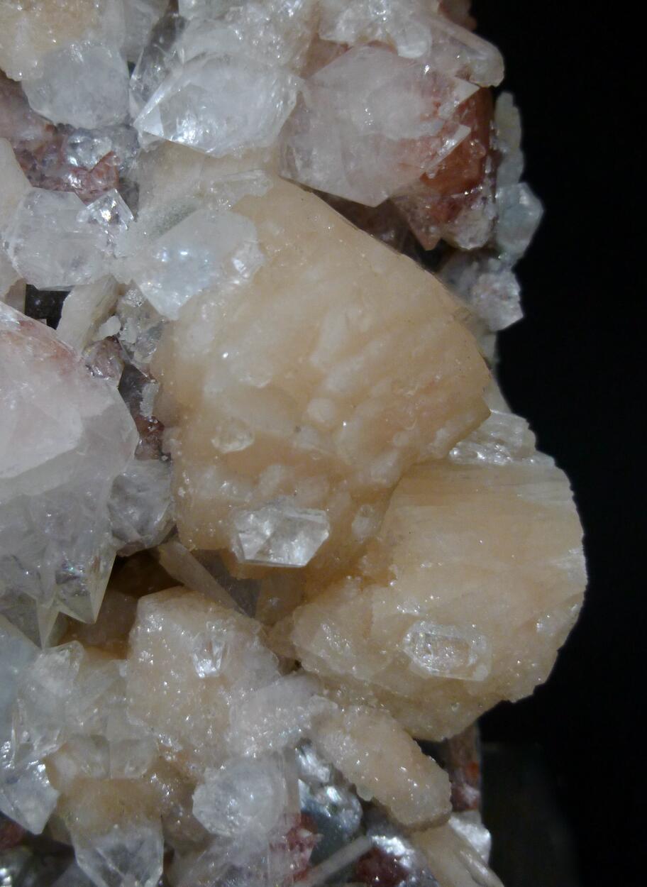 Heulandite Stilbite Apophyllite & Quartz