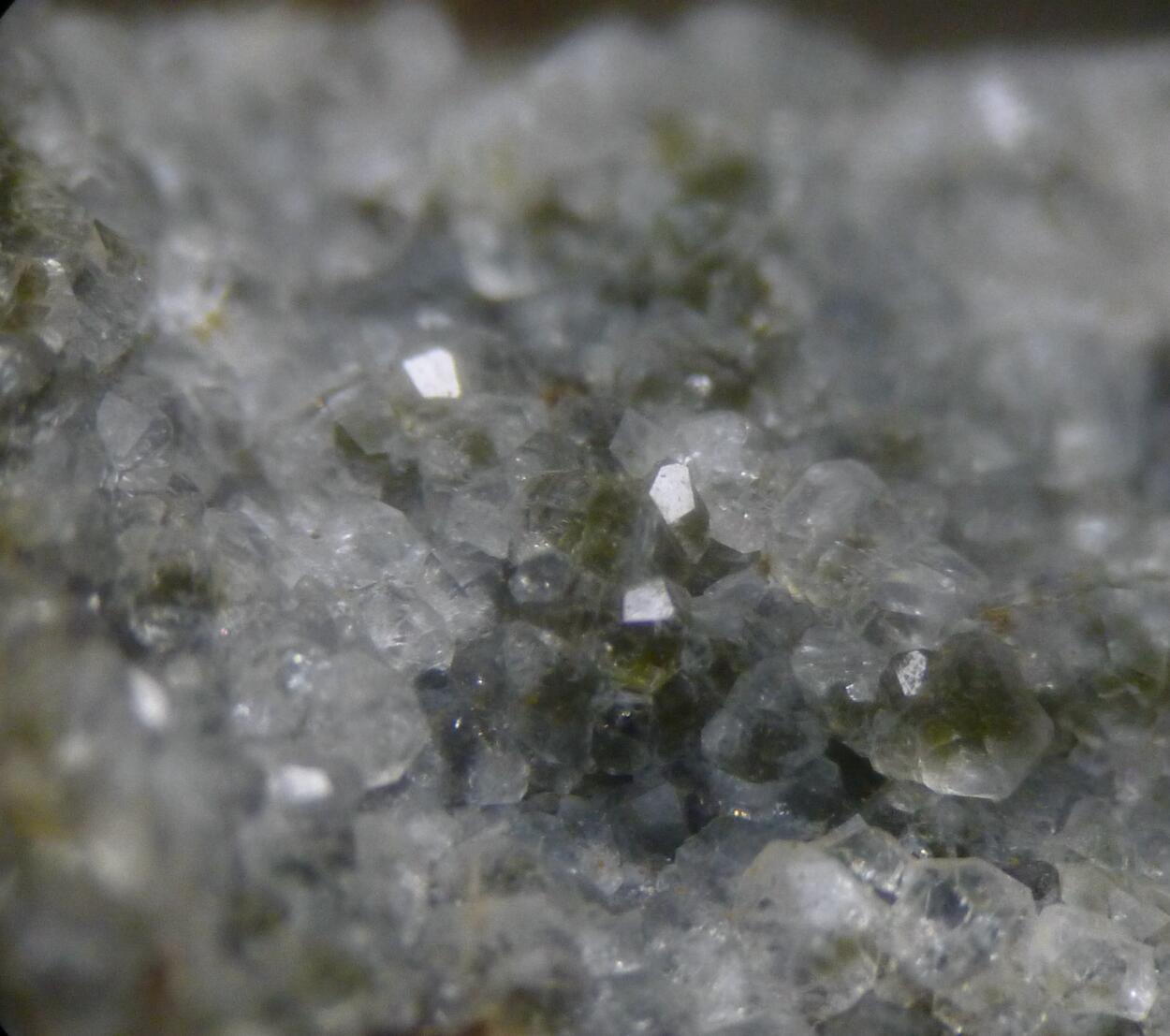 Gmelinite-Na & Analcime