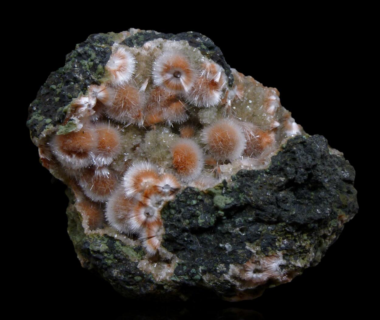 Thomsonite Mesolite & Heulandite