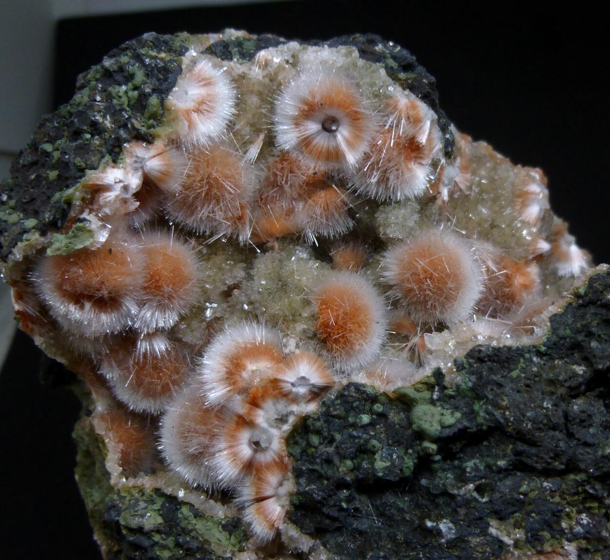 Thomsonite Mesolite & Heulandite