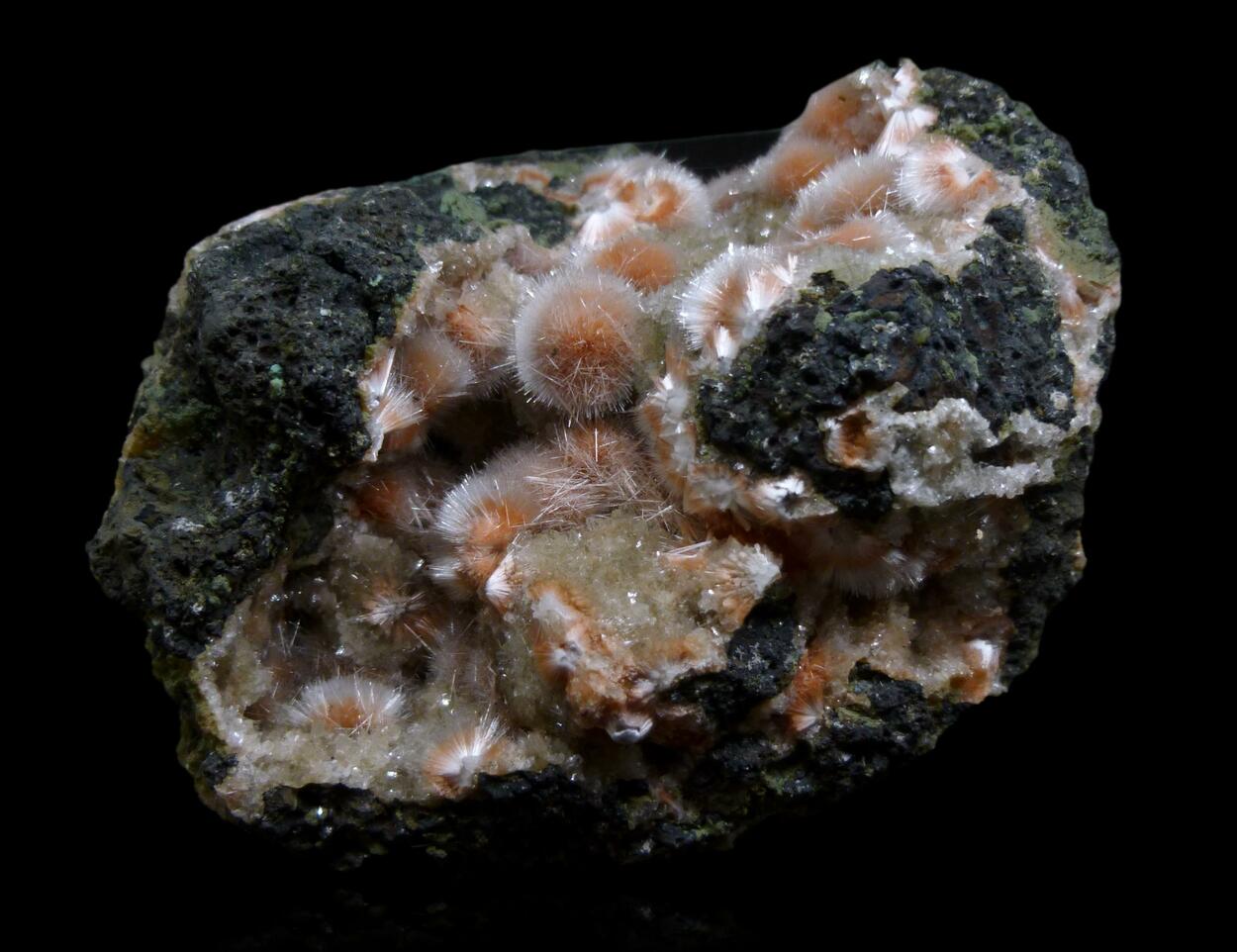 Thomsonite Mesolite & Heulandite