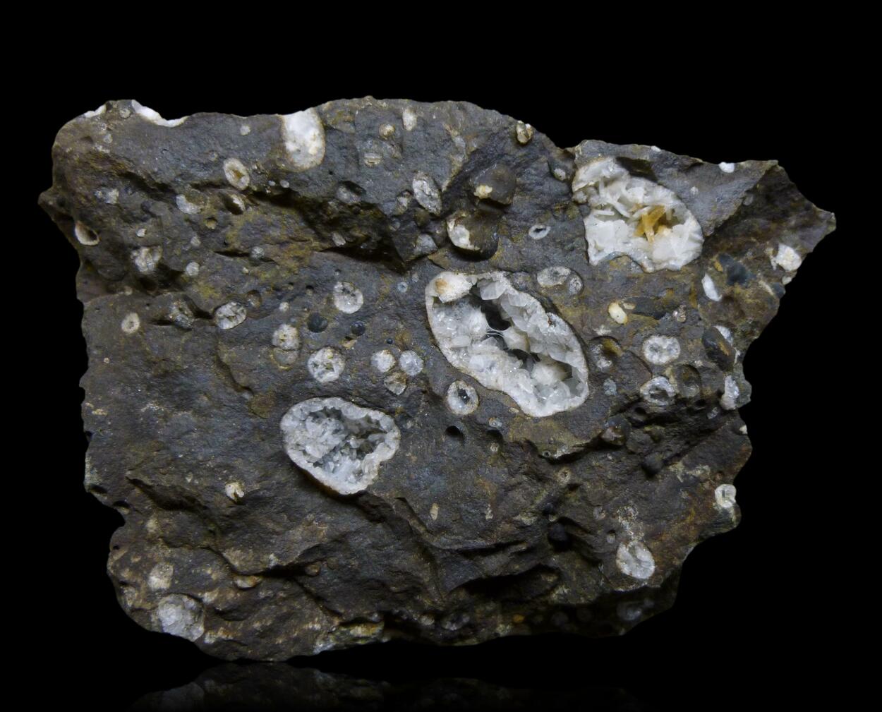 Lévyne-Ca & Mesolite