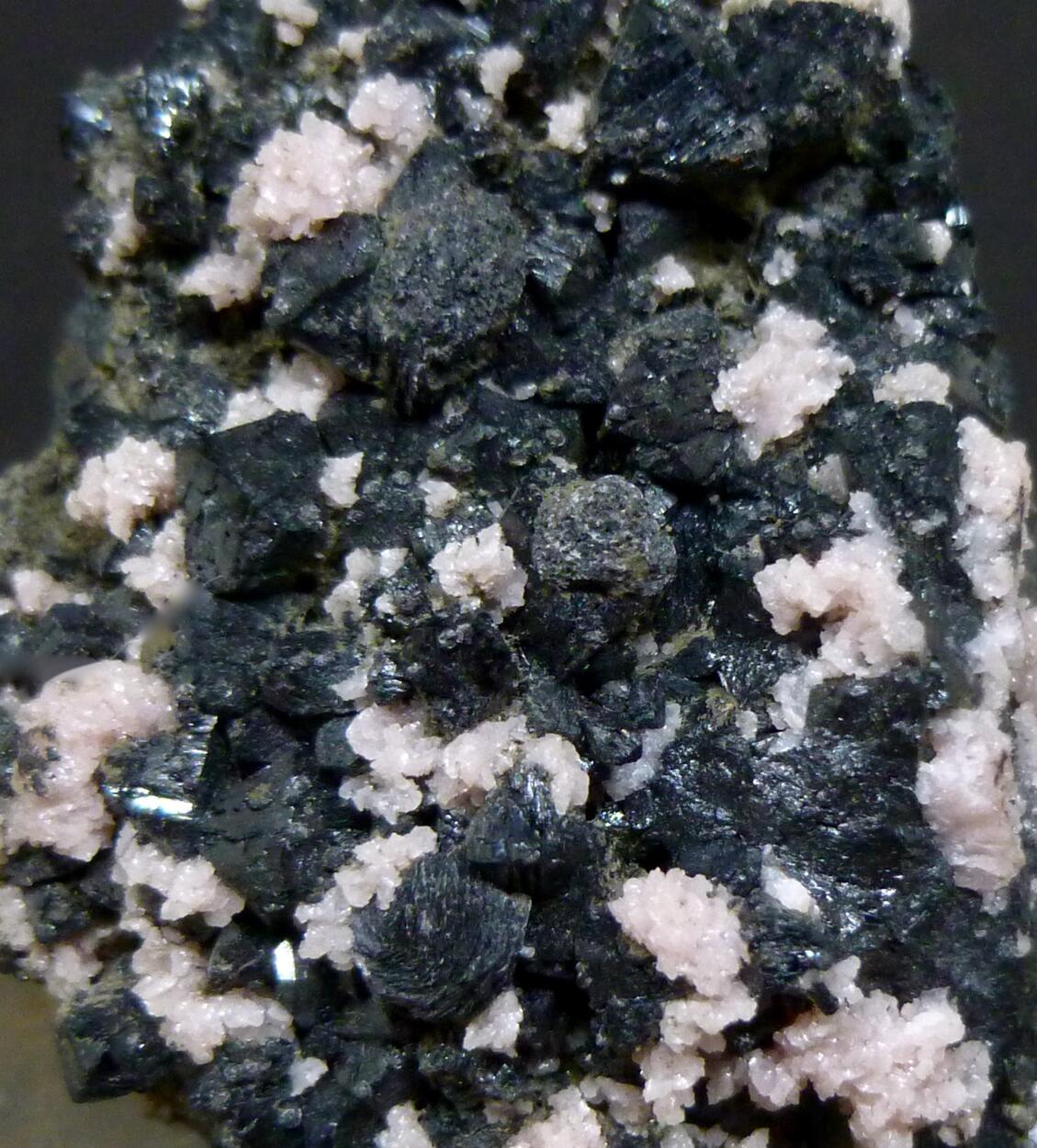 Rhodochrosite & Ilvaite