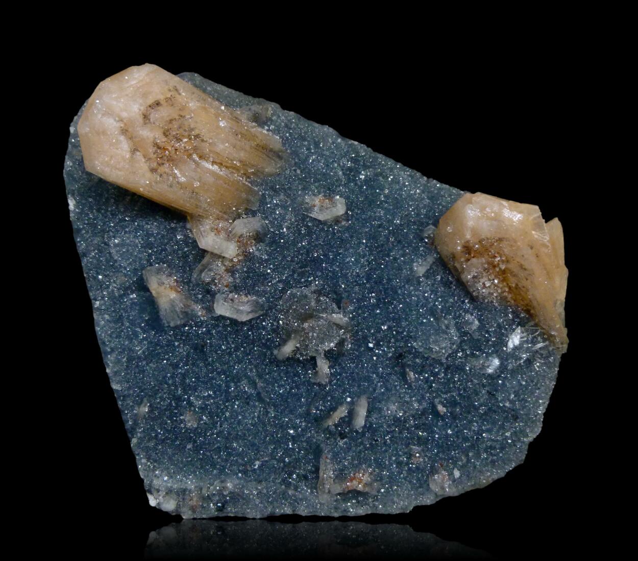 Stilbite Chalcedony & Quartz