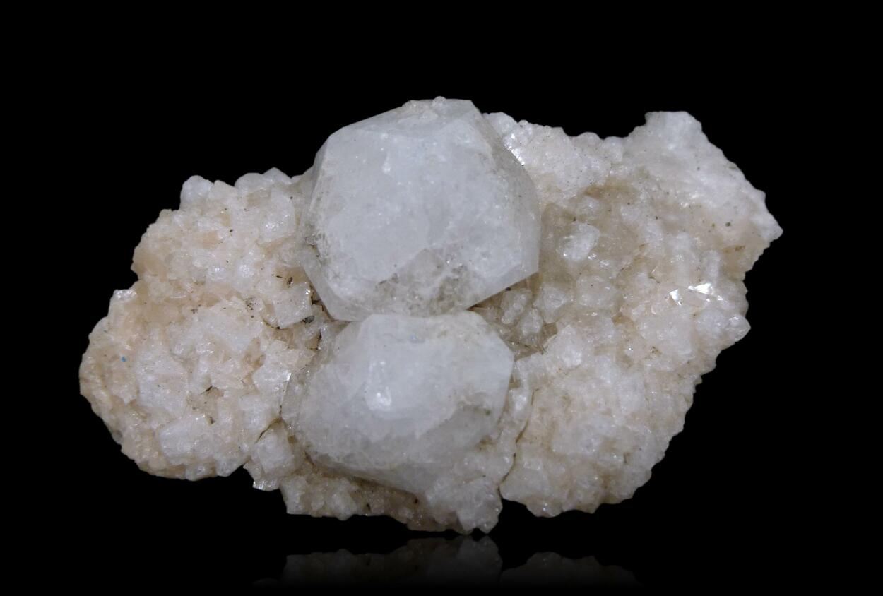 Analcime & Chabazite-Ca