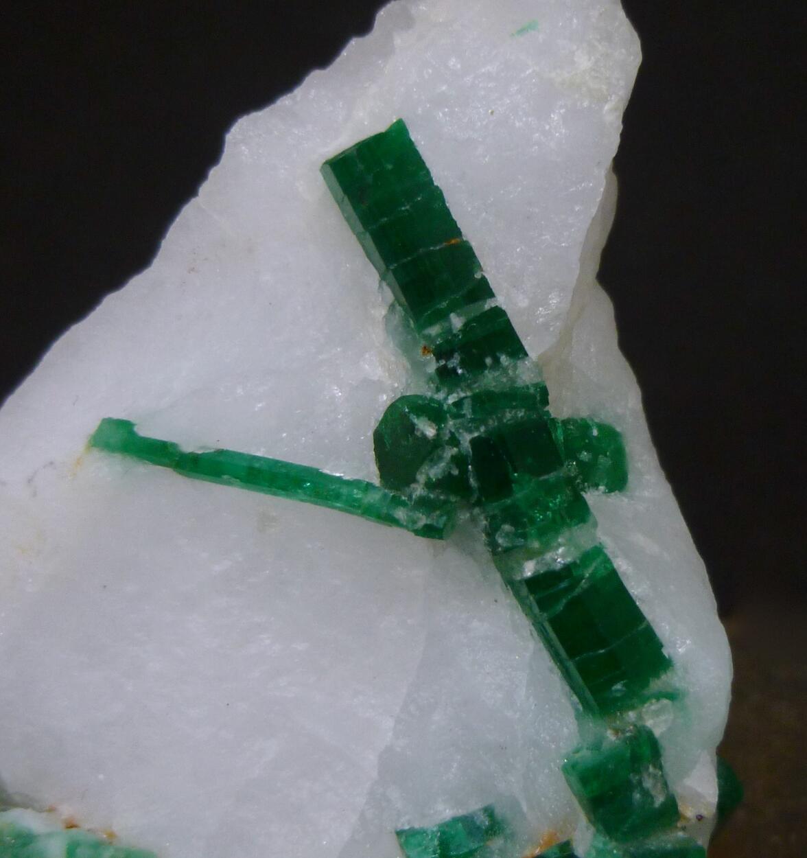 Beryl Var Emerald