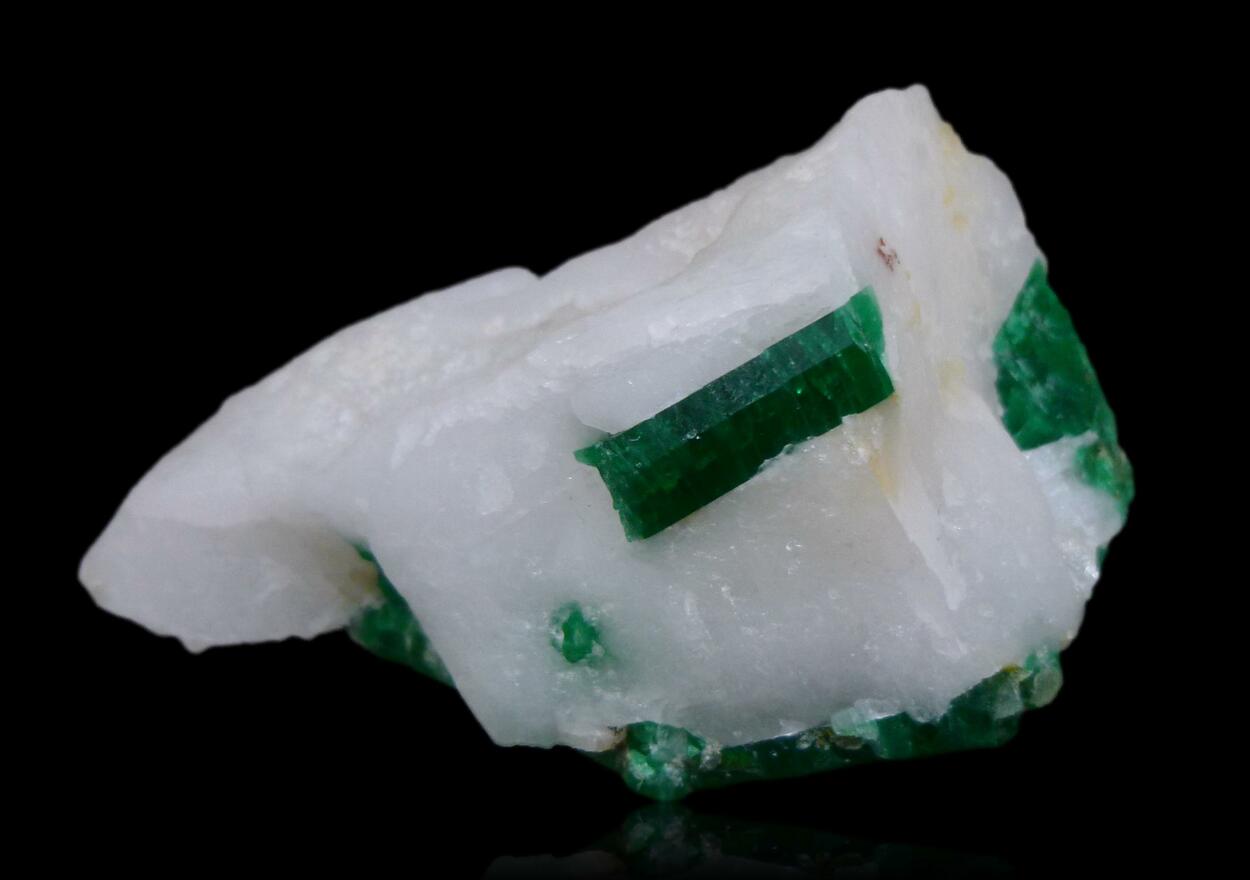 Beryl Var Emerald