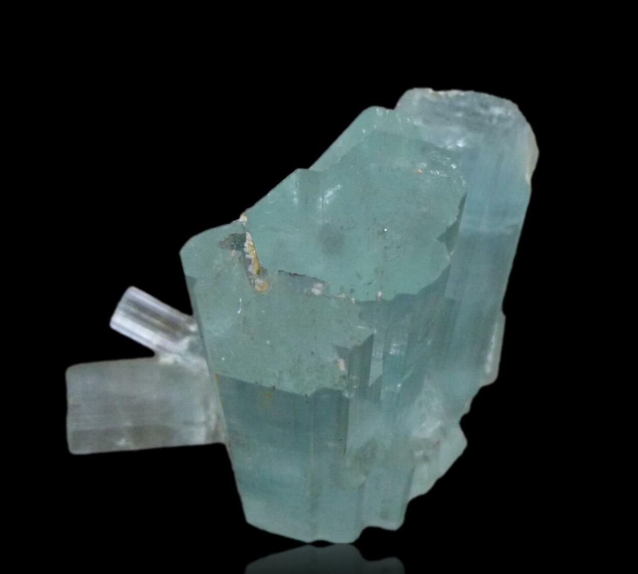 Beryl Var Aquamarine