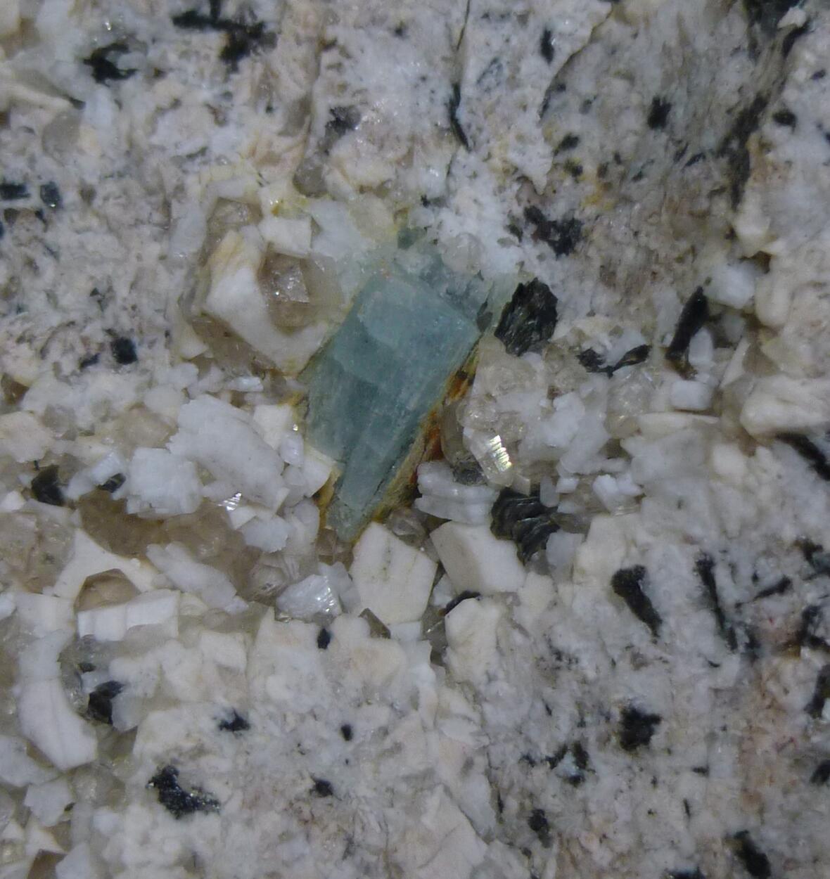 Beryl Var Aquamarine