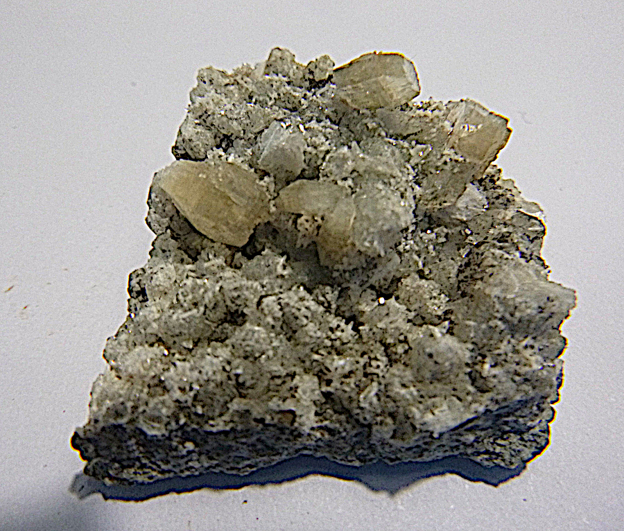 Yugawaralite & Heulandite