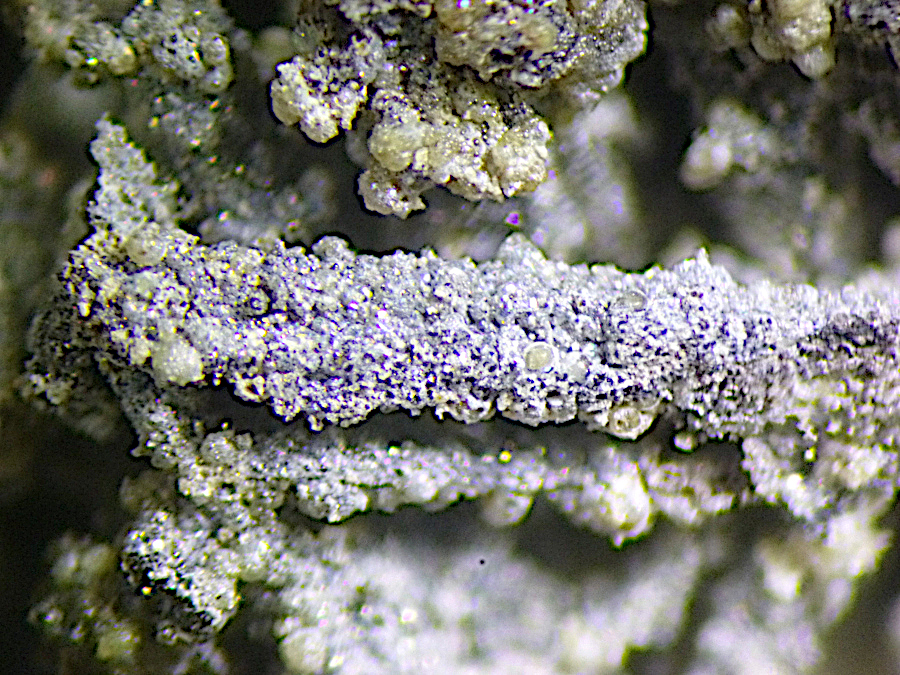 Petitjeanite & Plumbogummite