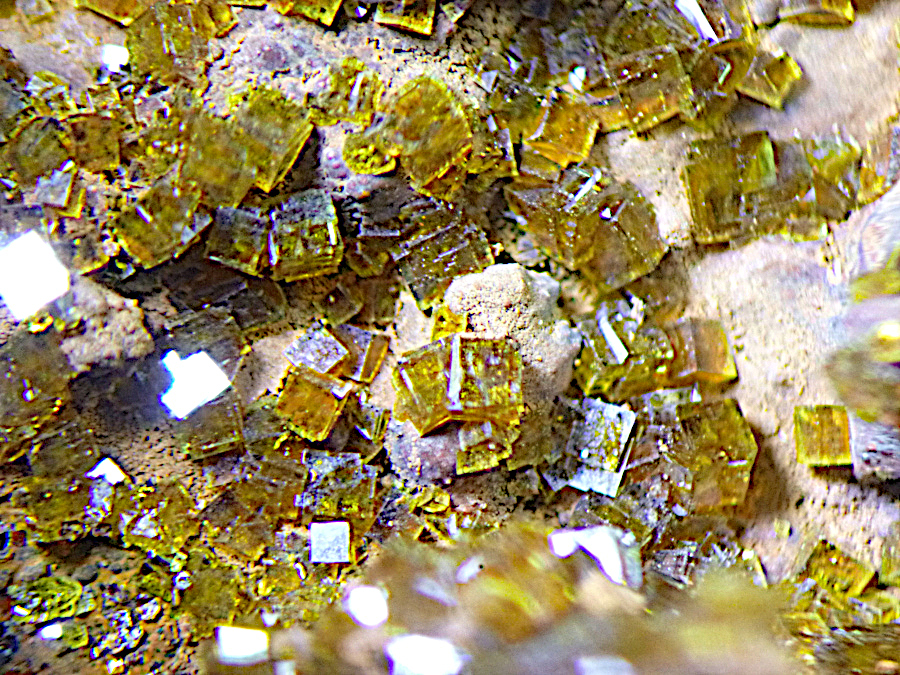 Pharmacosiderite