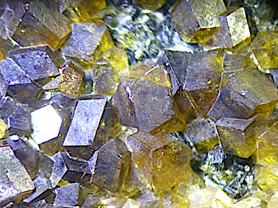Topazolite