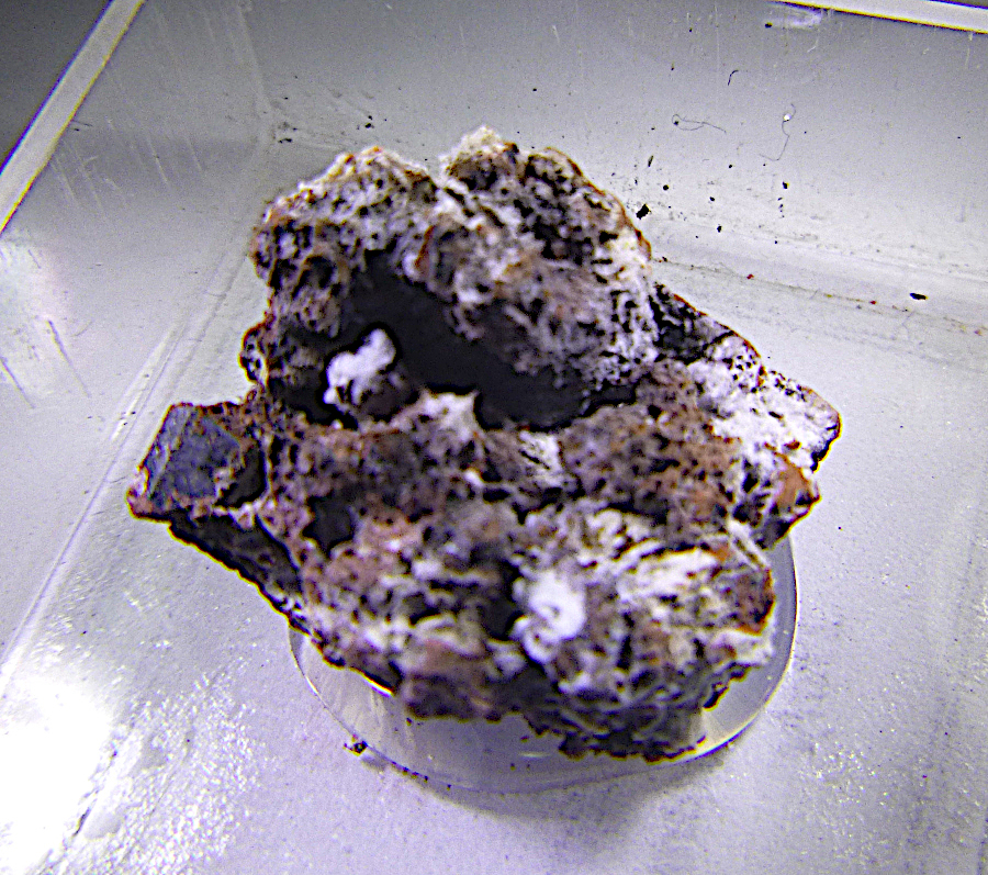 Fluornatrocoulsellite