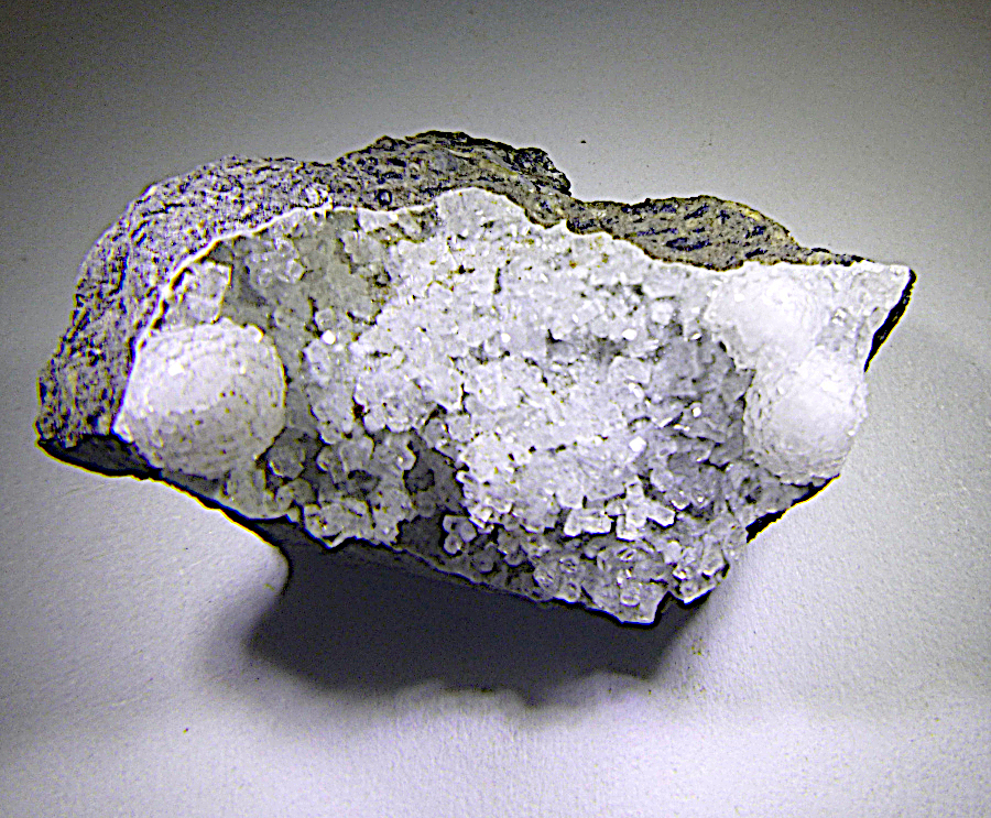 Thomsonite-Ca