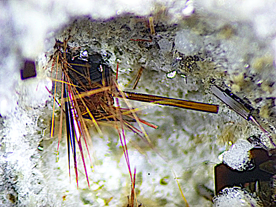 Azoproite & Pseudobrookite