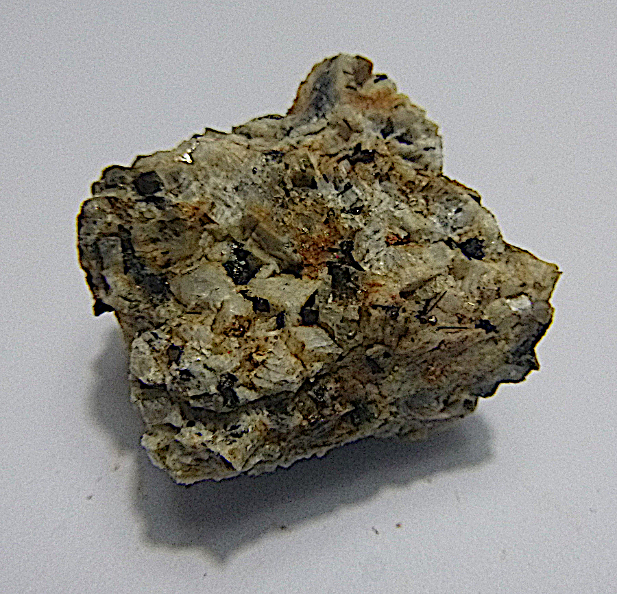 Ferrokentbrooksite & Aenigmatite