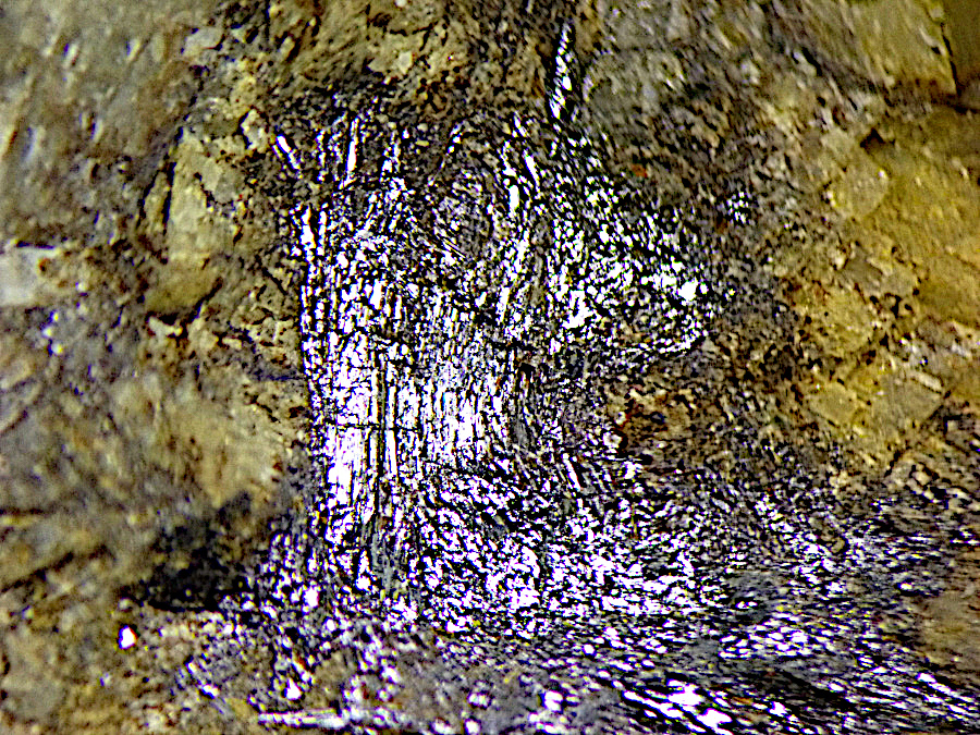 Kobellite & Coloradoite