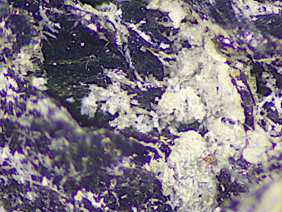 Cervandonite-(Ce) & Deveroite-(Ce)