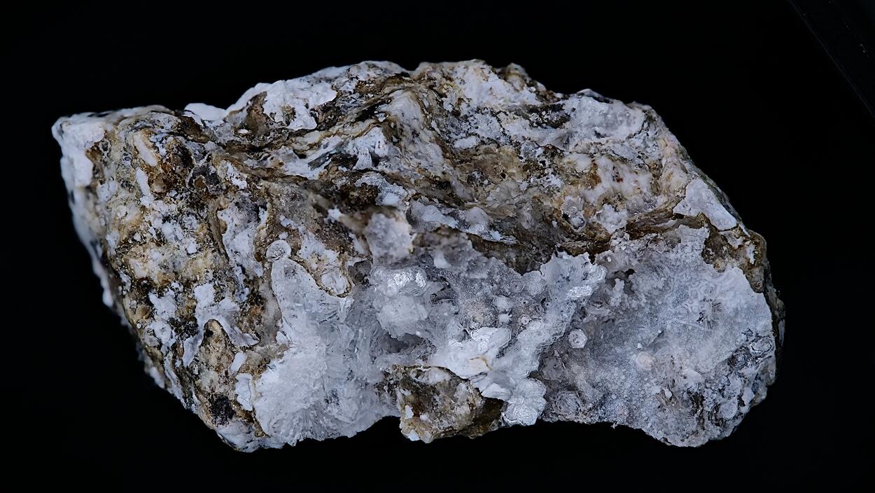 Vertumnite & Ettringite