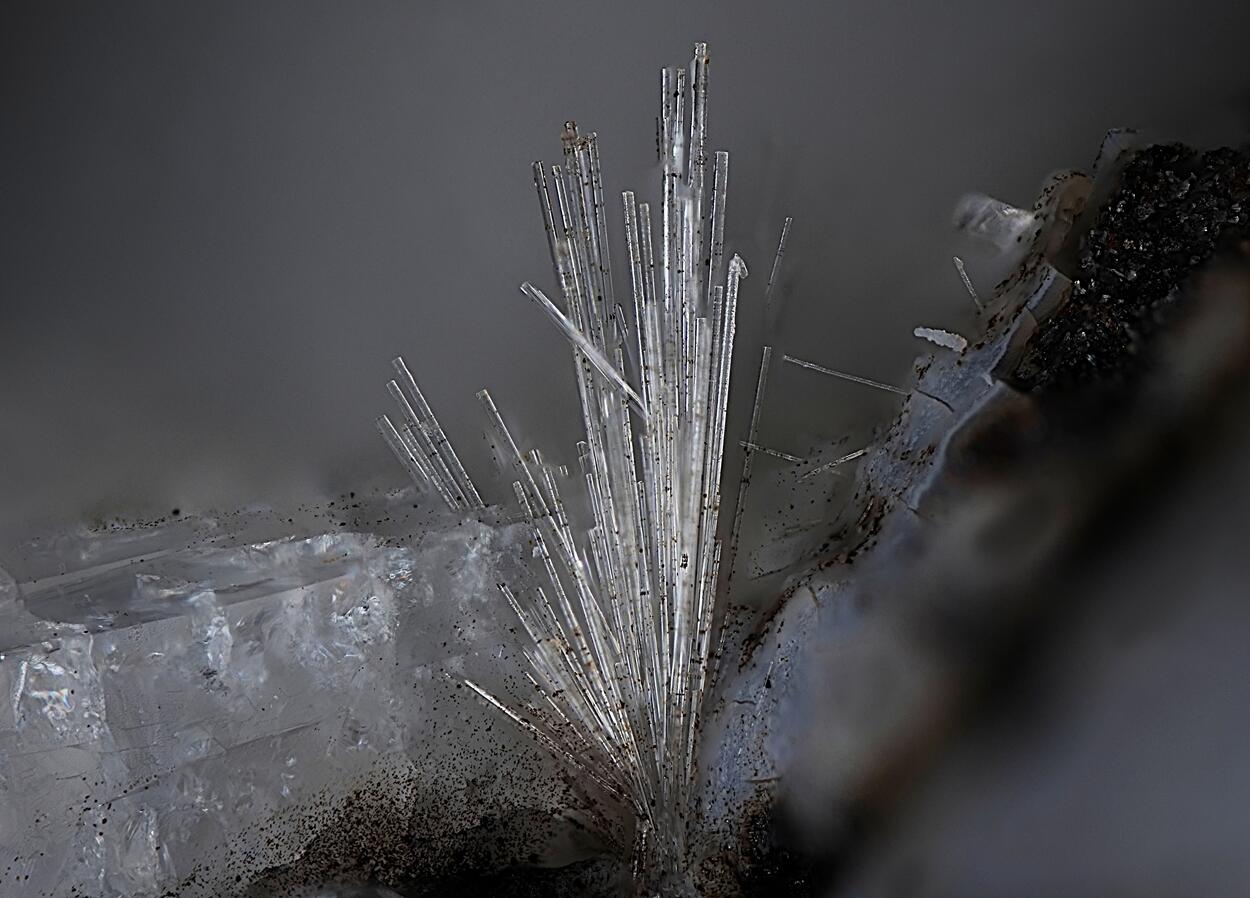 Mazzite-Mg Offretite & Phillipsite