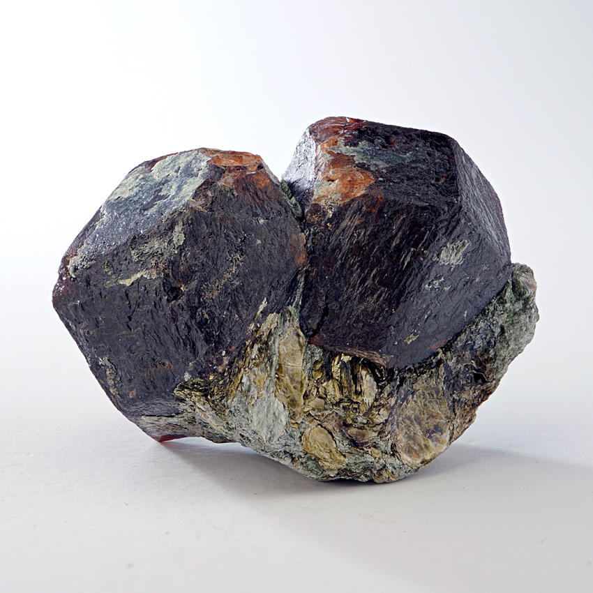 Garnet Var Almandine